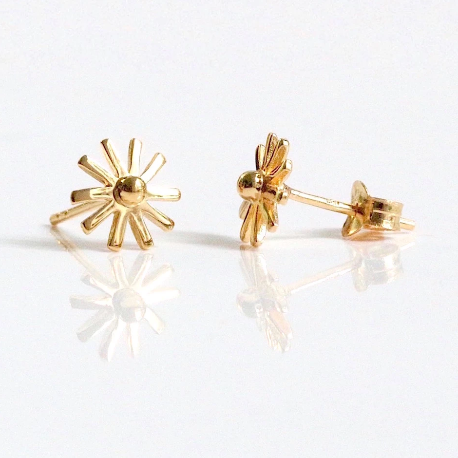 Color:Gold