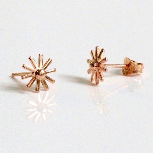 Color:Rose Gold