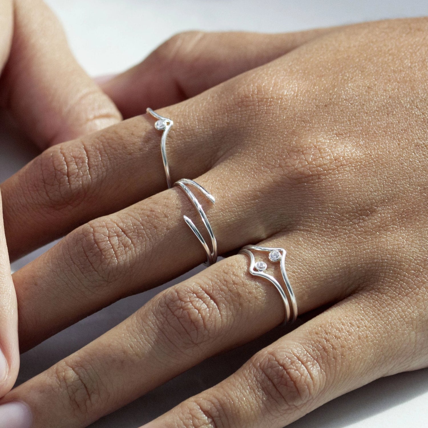 Sparkle Chevron Ring Gold