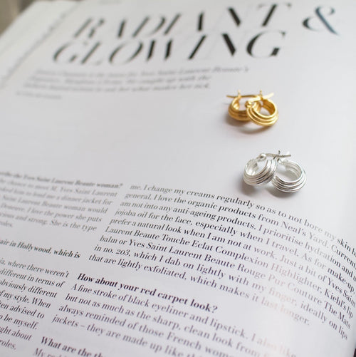 Color:Gold
Color:Silver