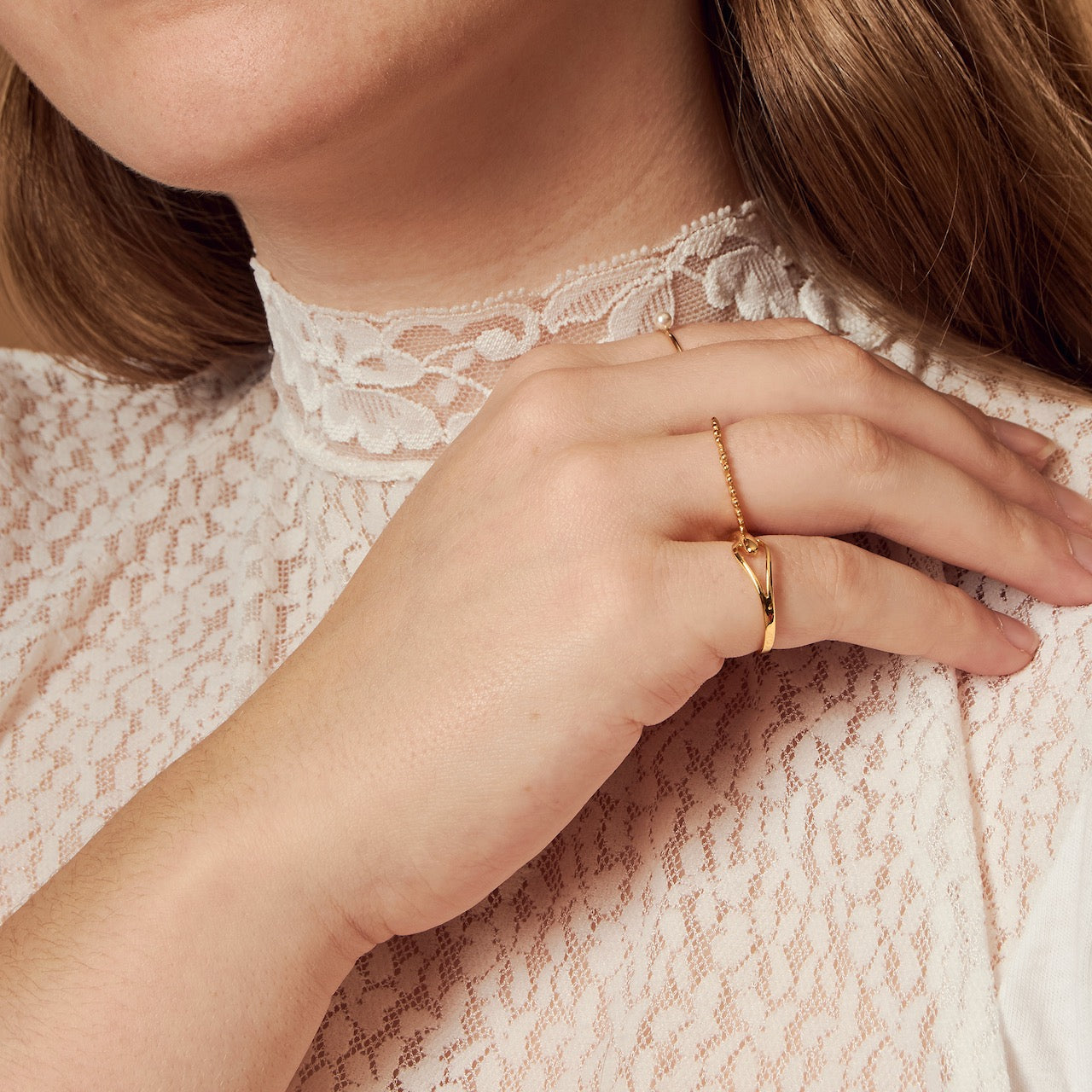 Bubble Chevron Ball Ring Gold