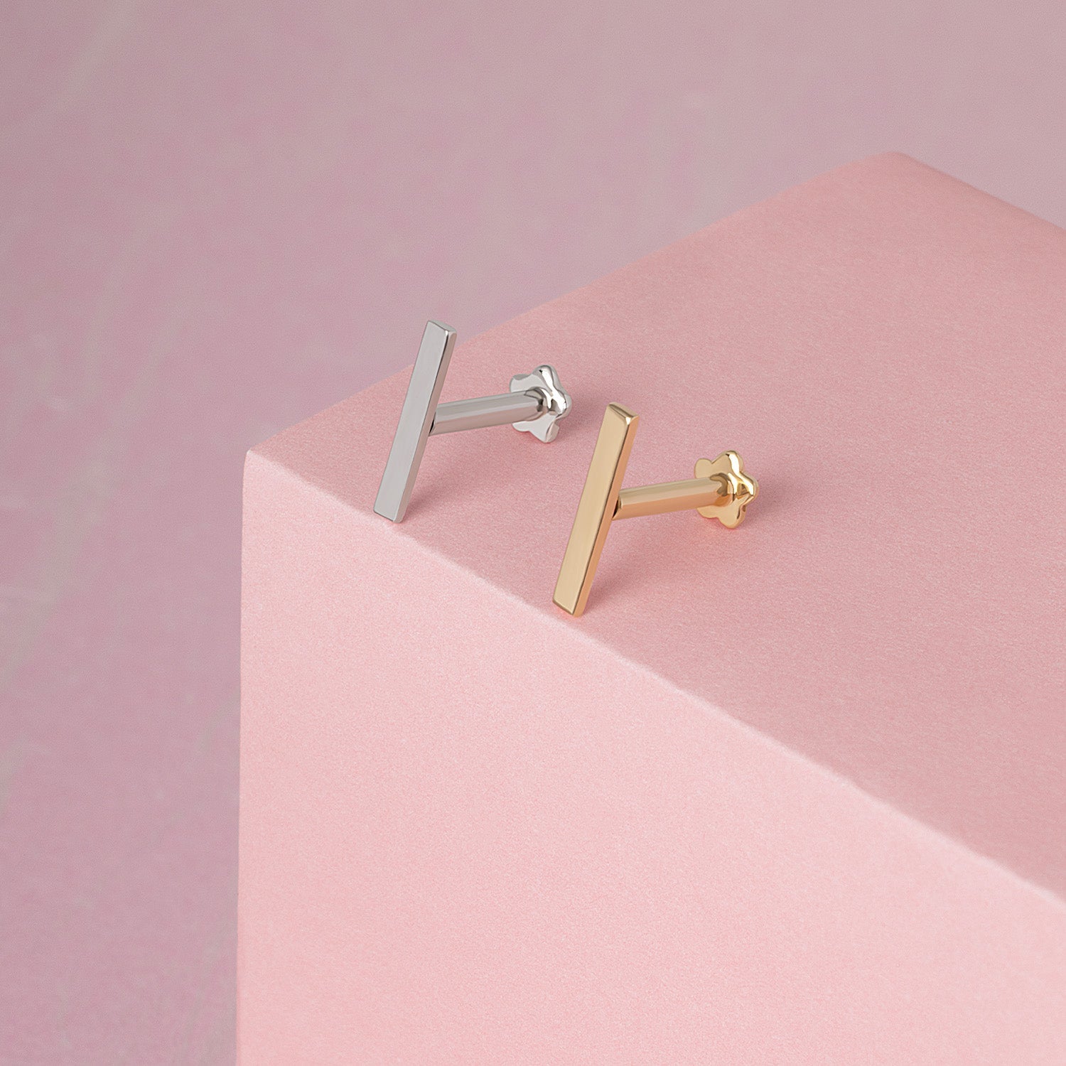 Color:Yellow Gold
Color:White Gold
