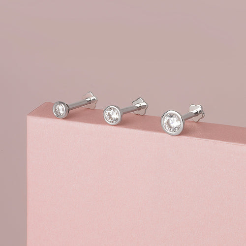14K Solid Gold Mini Bezel Threaded Labret Earring 2.5mm