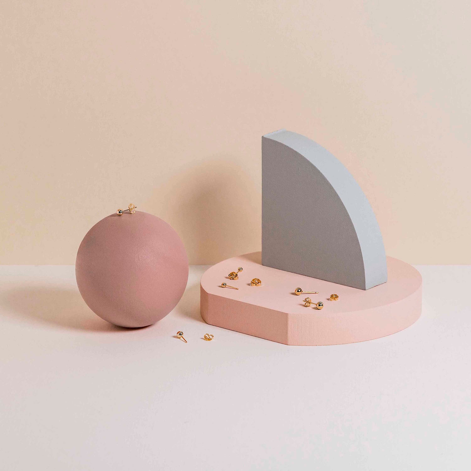 14K Solid Gold Ball Stud Earrings 4mm