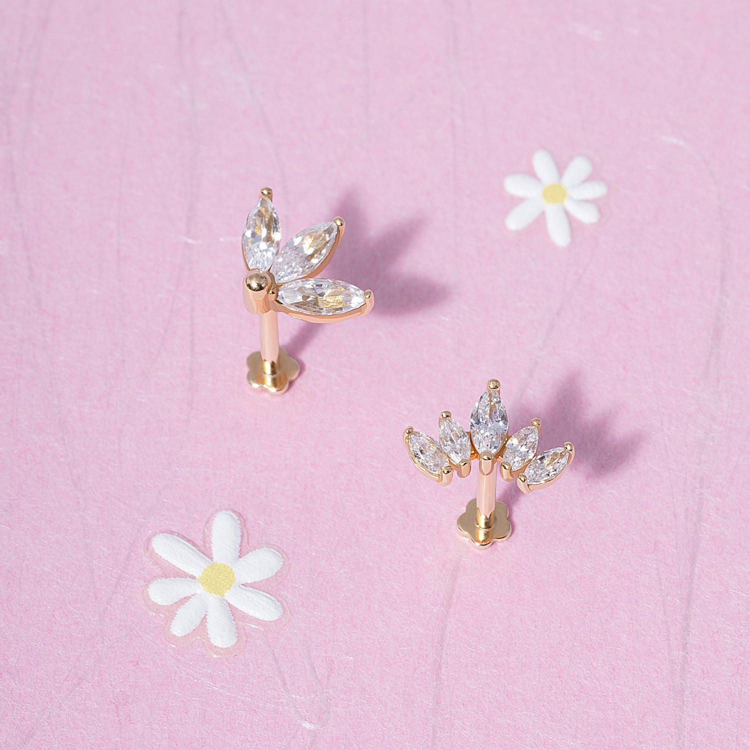 Color:Yellow Gold
Option:Single
Option:Pair