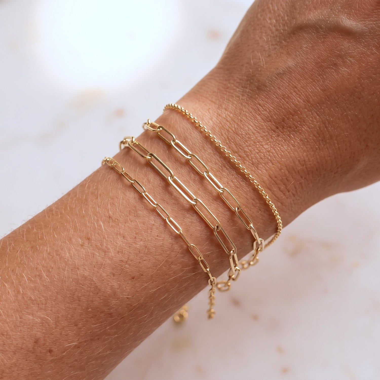 Color:Gold