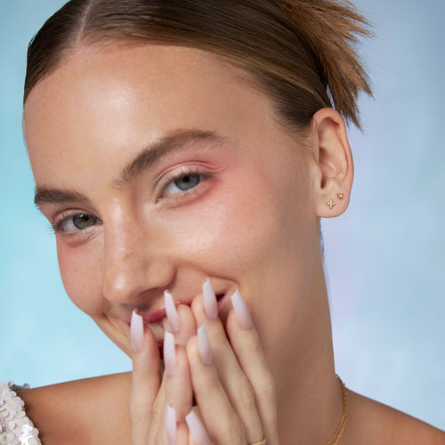 Color:Yellow Gold
Option:Single
Option:Pair