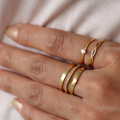 Color:Gold