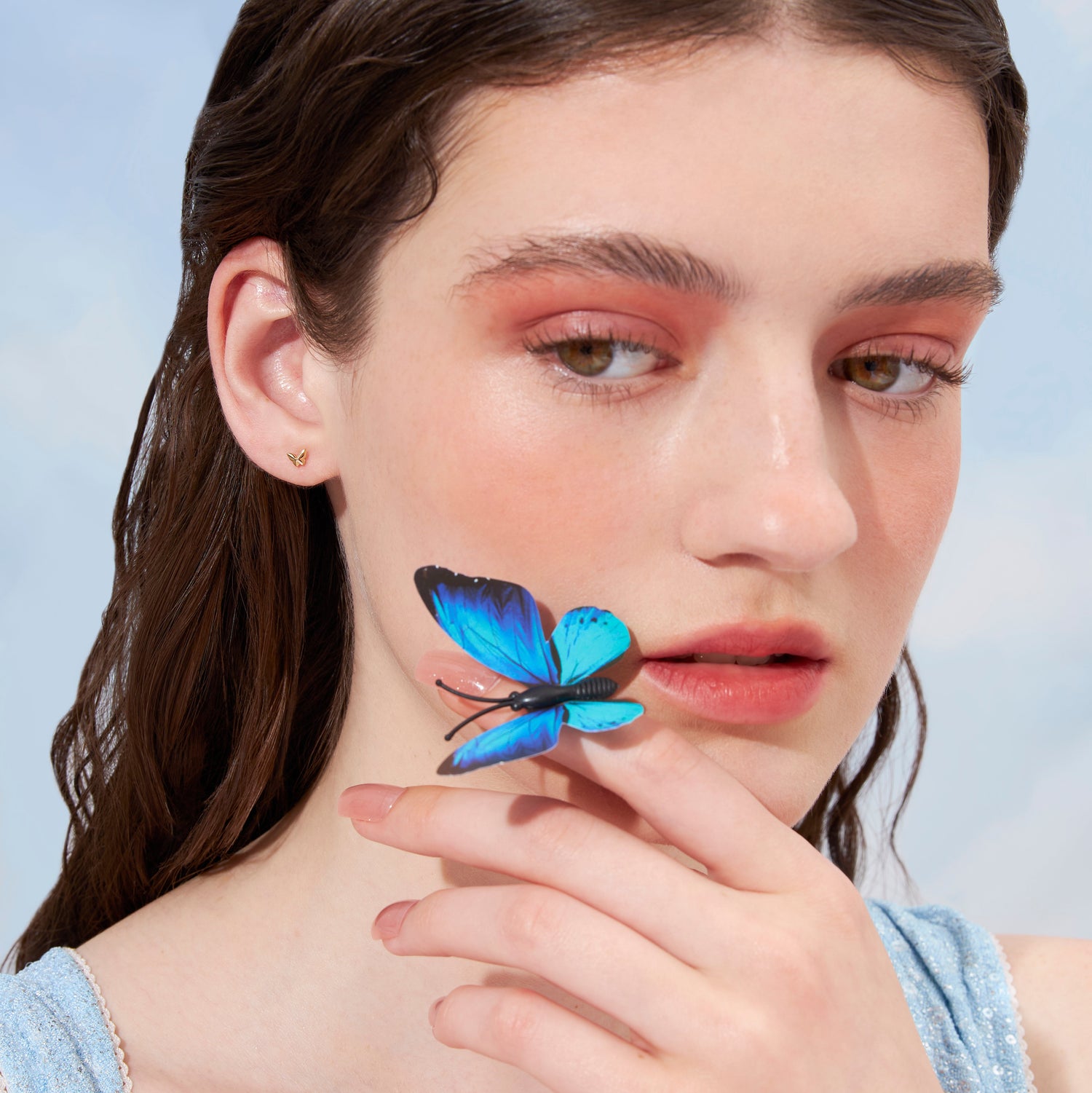 Color:Yellow Gold
Option:Single
Option:Pair