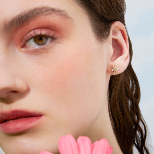 Color:Yellow Gold
Post Length:6.5mm
Post Length:5mm
Post Length:8mm