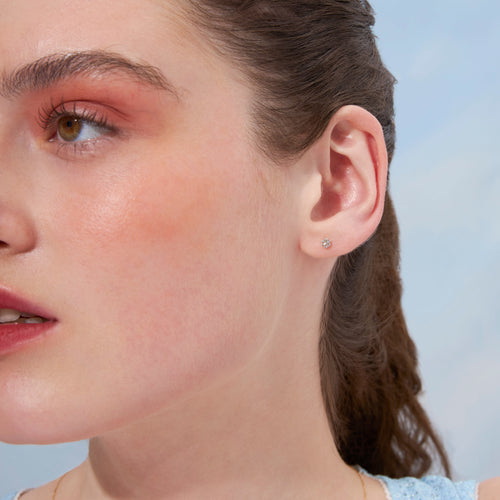 Color:Yellow Gold
Option:Single
Option:Pair