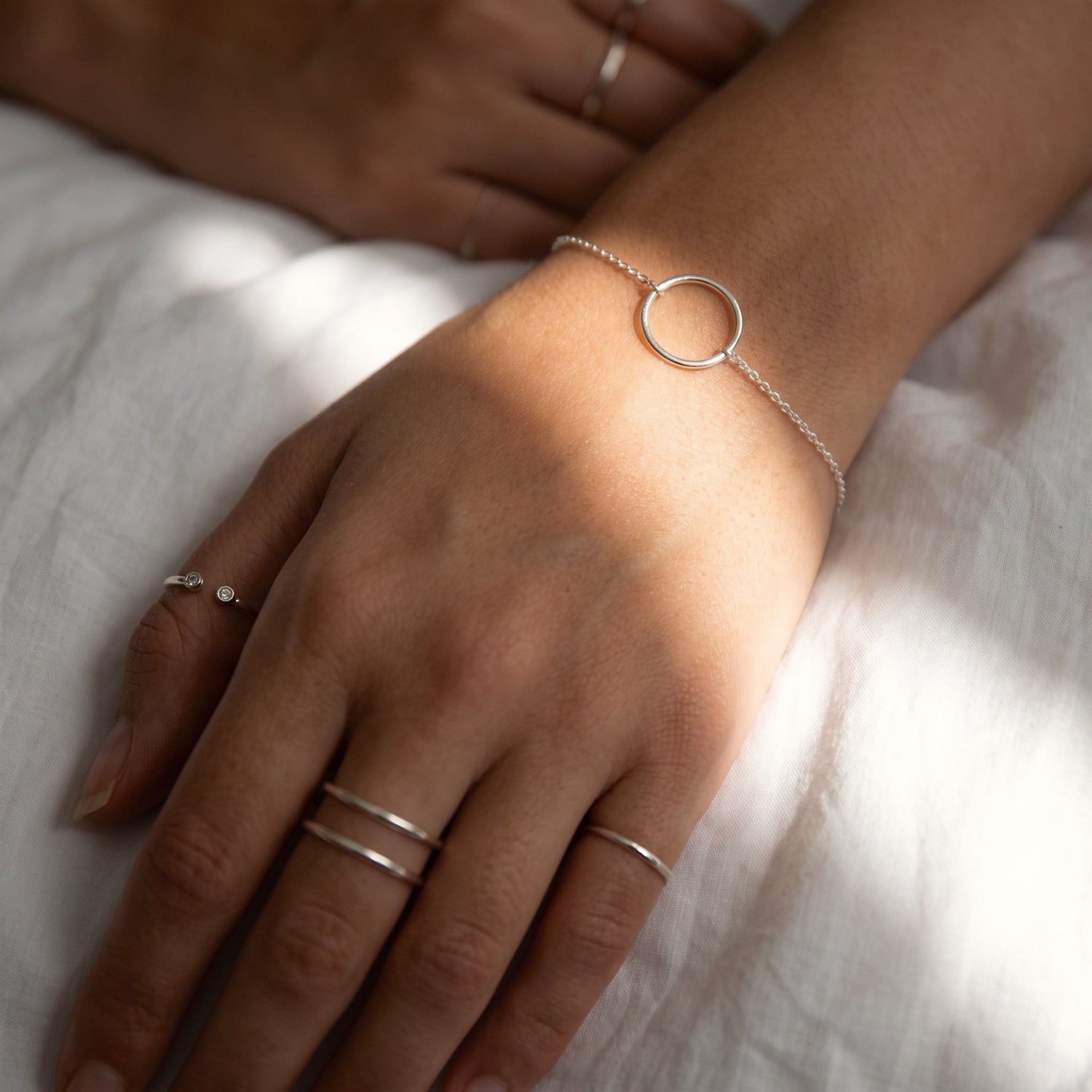 Chic Circle Bracelet