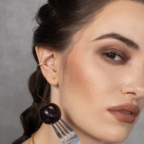 Color:Yellow Gold
Option:Single
Option:Pair