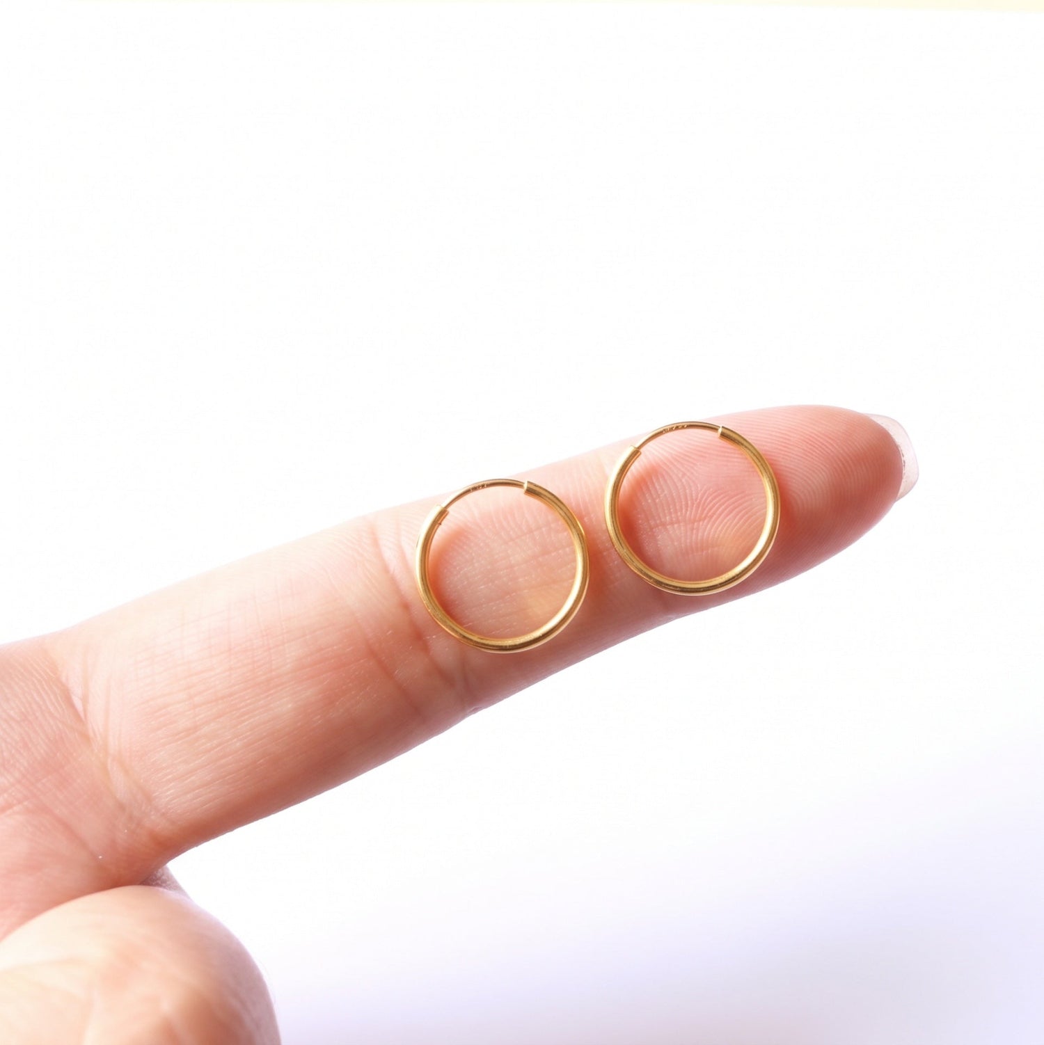 Little Endless Hoop Earrings