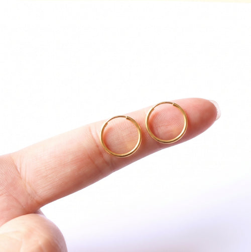 Little Endless Hoop Earrings
