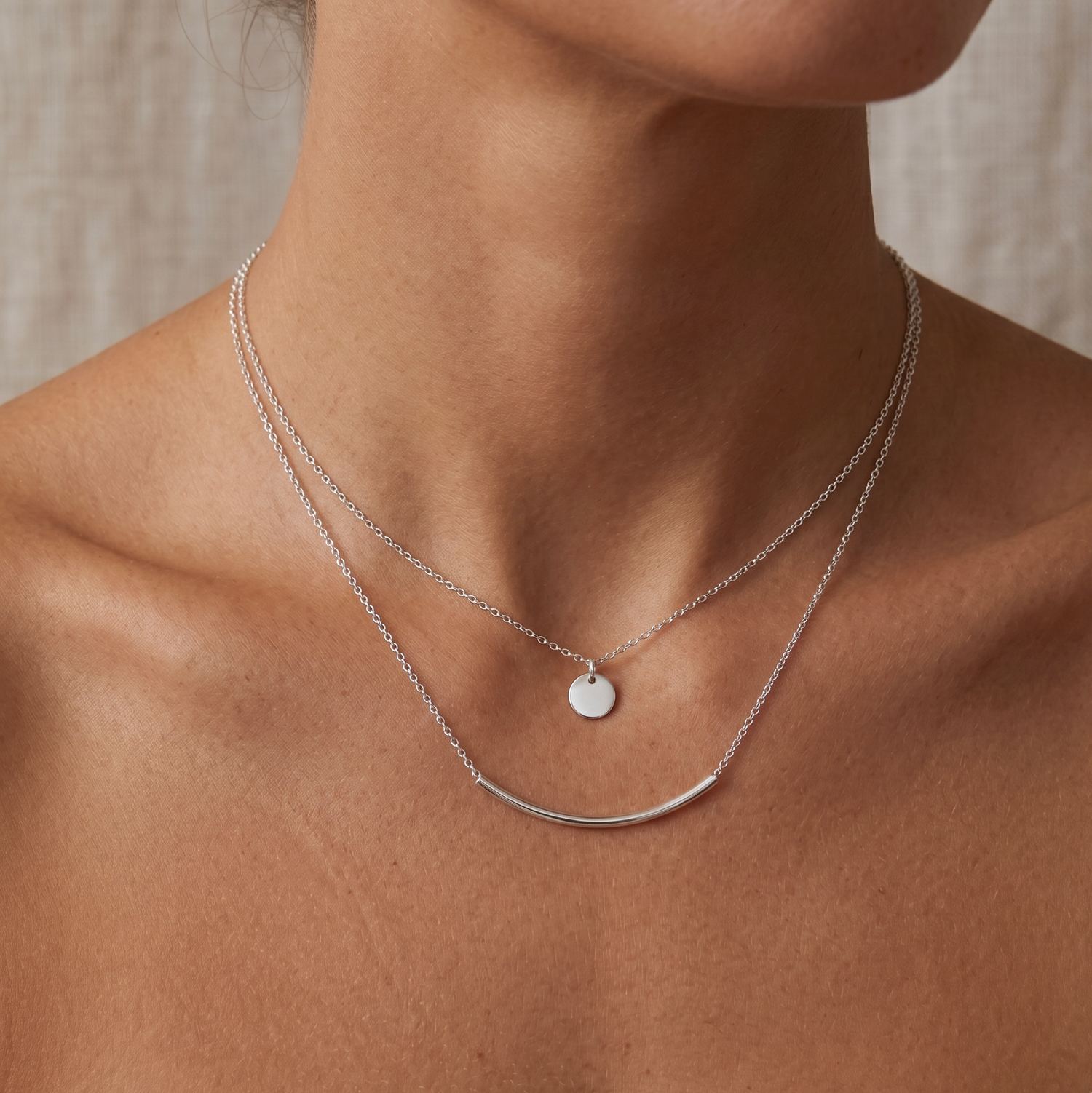 Chic Curve Bar Necklace