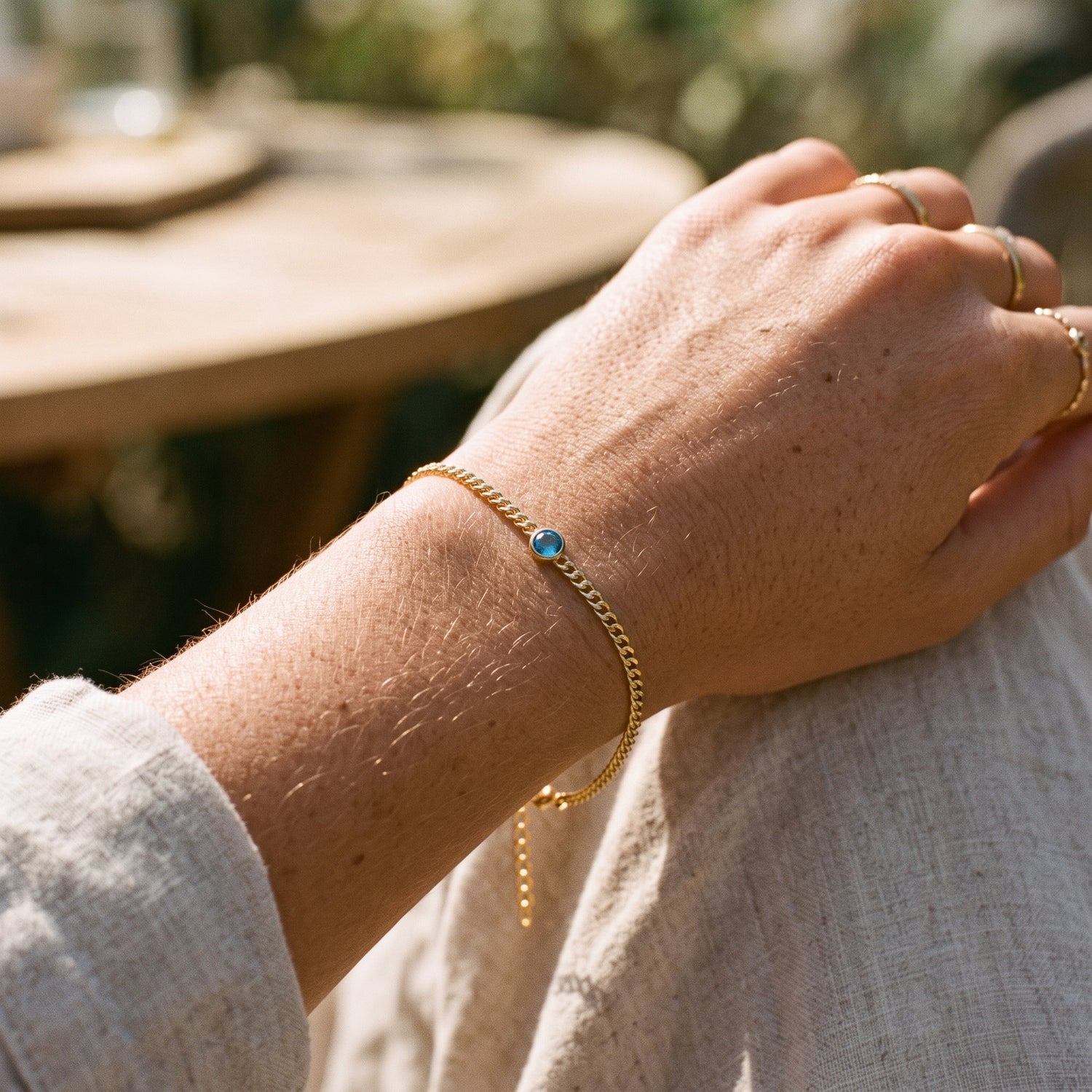 Curb Chain Bezel Bracelet