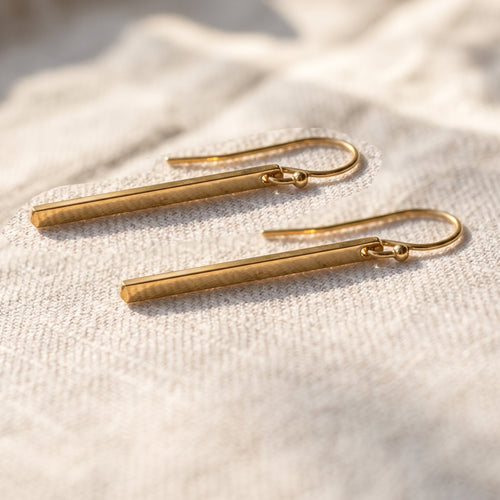Color: Gold