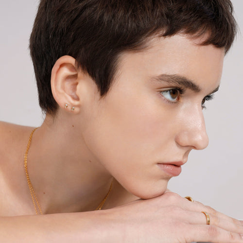 Color:Yellow Gold
Option:Single
Option:Pair