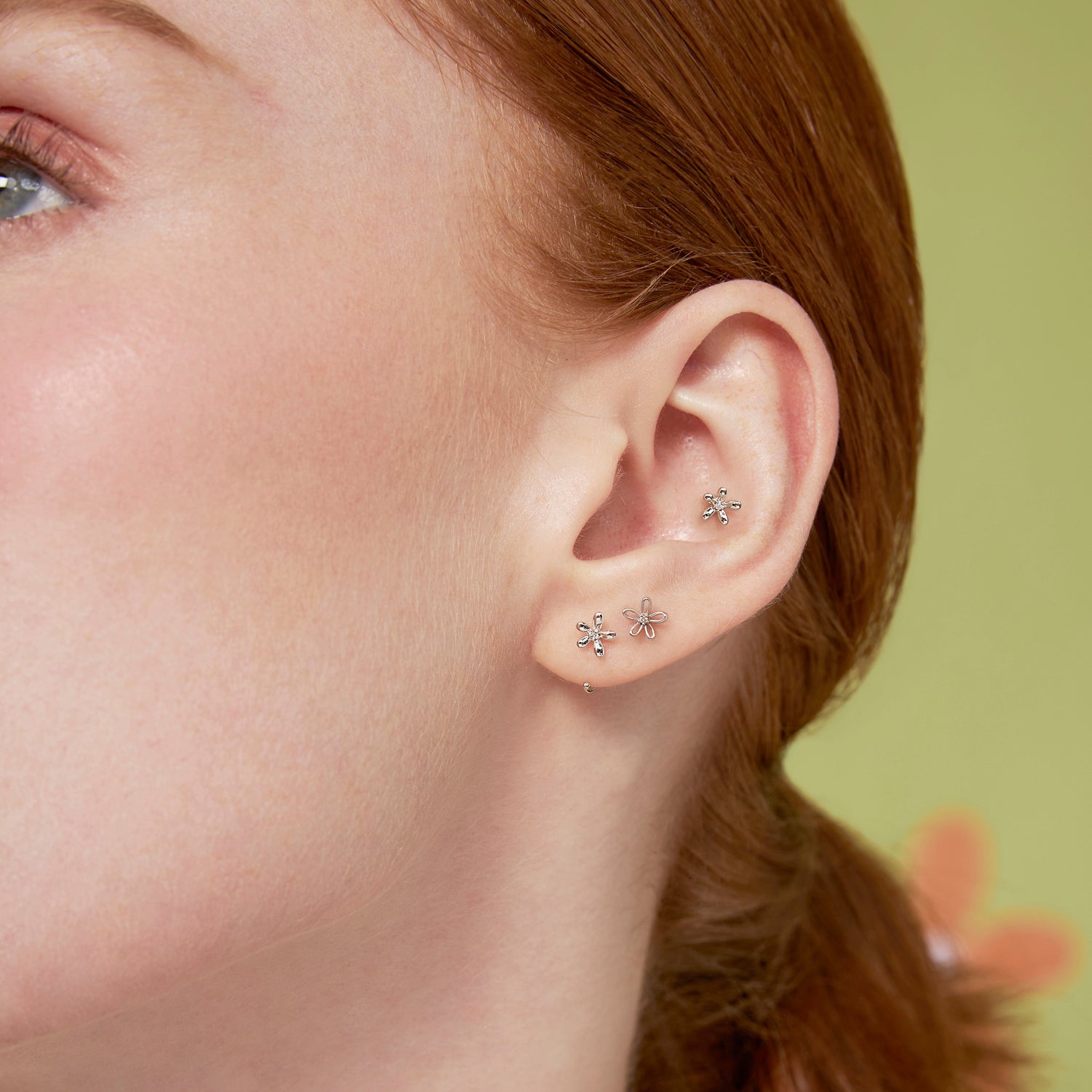 Color:White Gold
Option:Single
Option:Pair