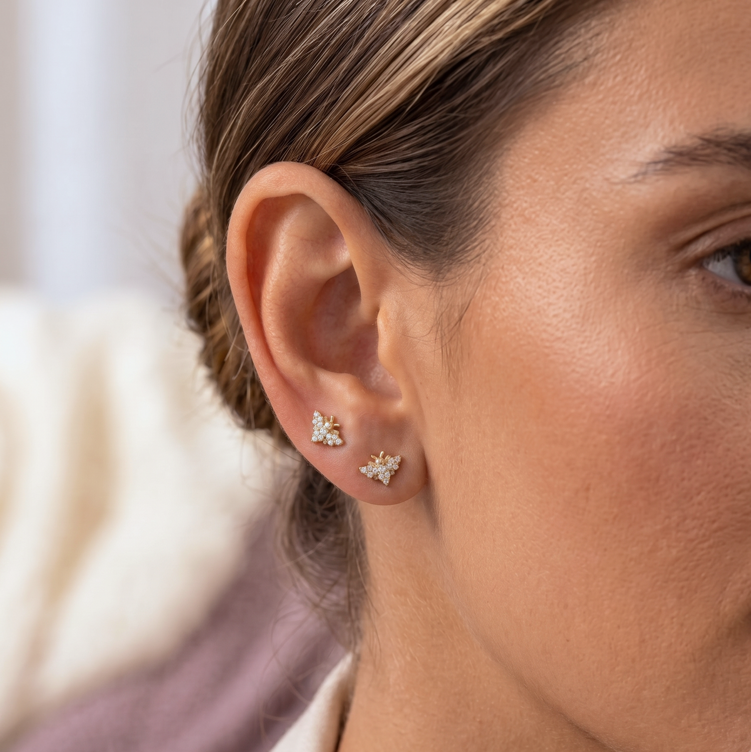 Honey Bee Flatback Earring