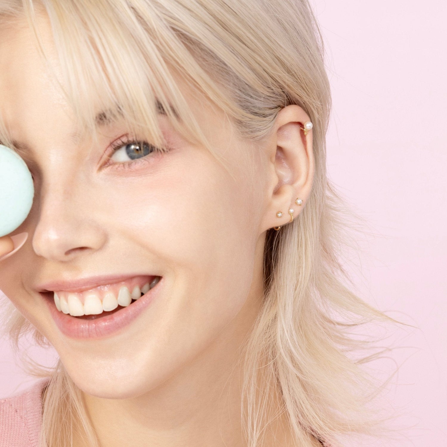 Color:Yellow Gold
Option:Single
Option:Pair