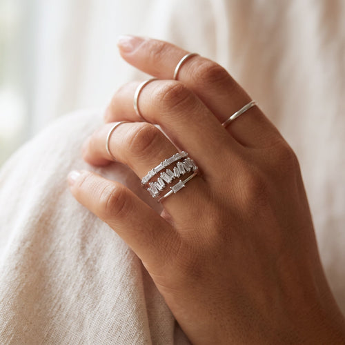 Embellished Baguette Ring Silver