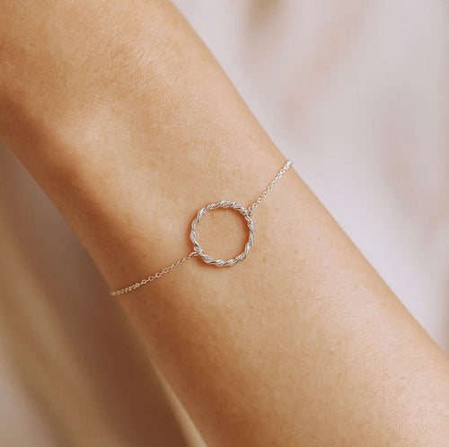 Circle Twist Bracelet