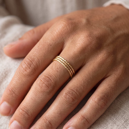 Sparkle Skinny Ring Gold